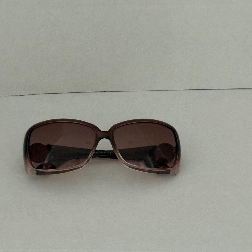 Marc By MARC JACOBS Women's‎ Sunglasses.